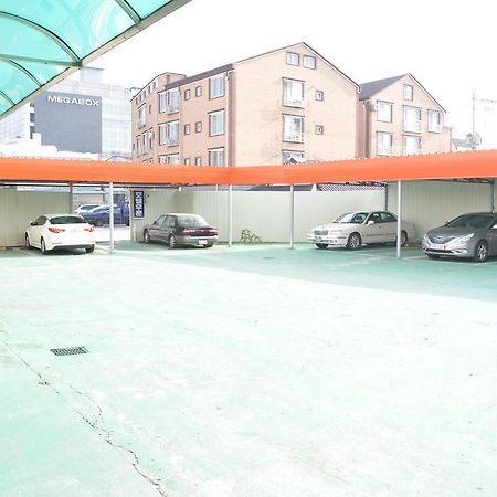 Goodstay Woosin Hotel Jeonju Εξωτερικό φωτογραφία
