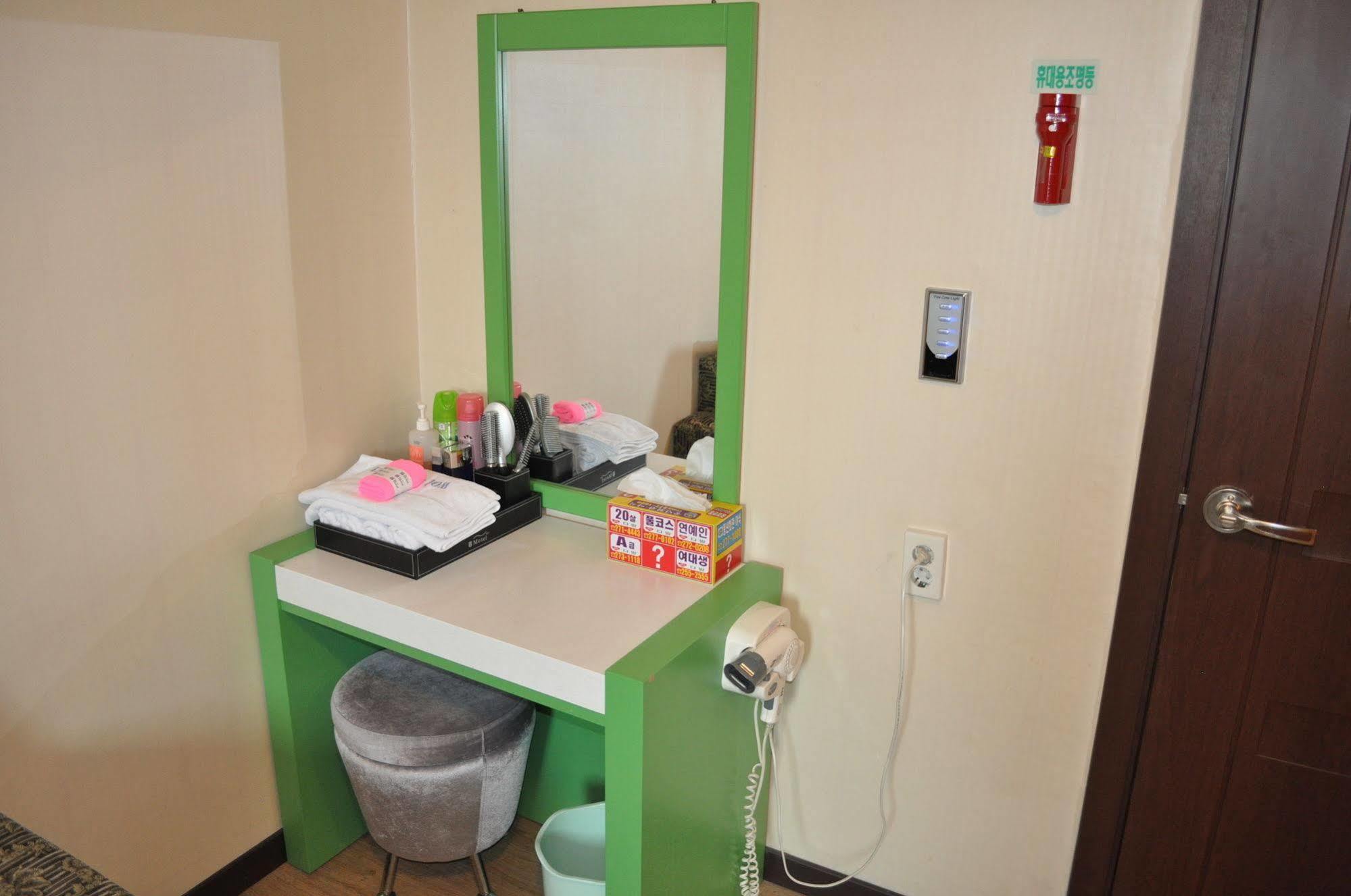 Goodstay Woosin Hotel Jeonju Εξωτερικό φωτογραφία