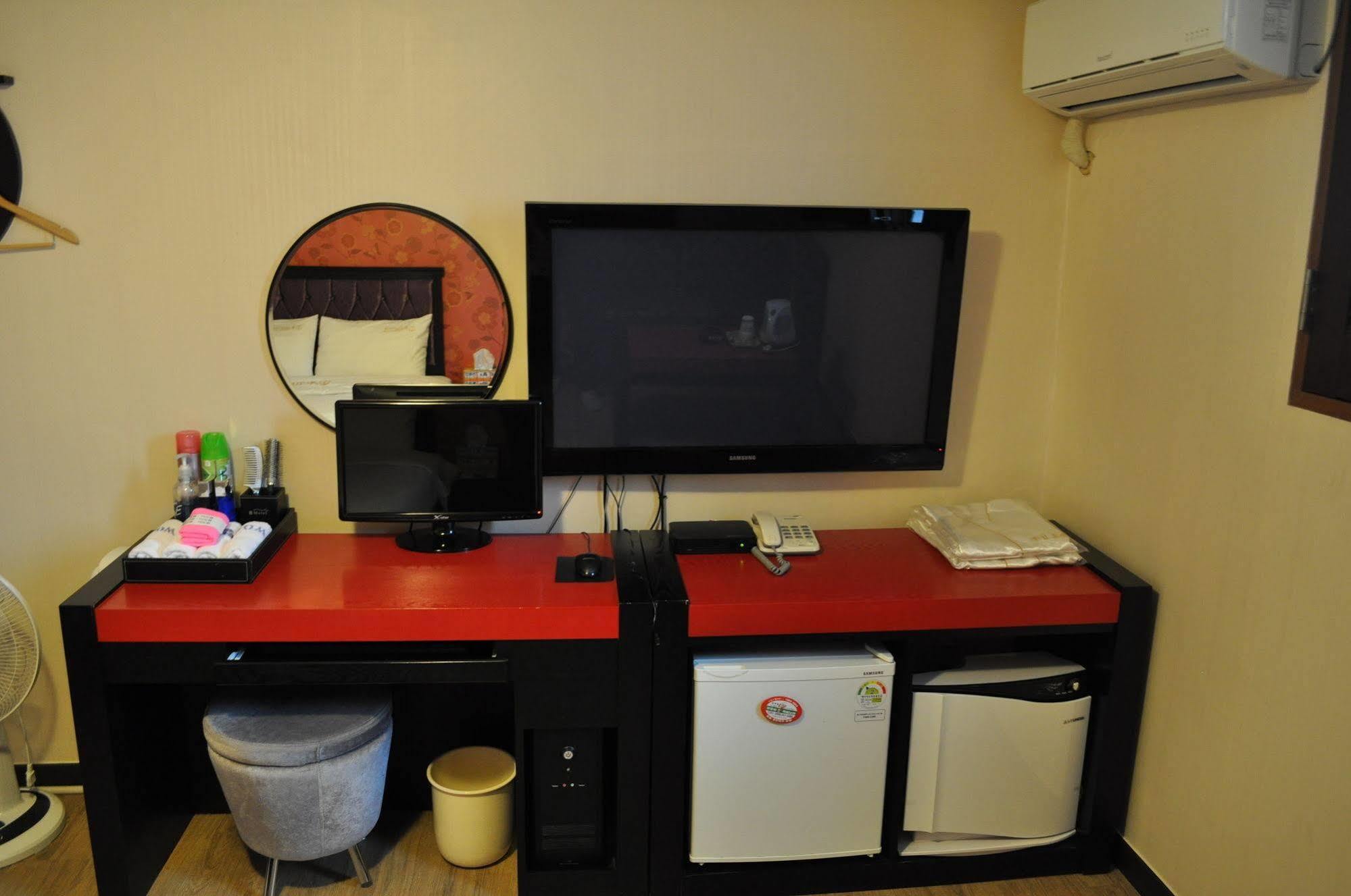 Goodstay Woosin Hotel Jeonju Εξωτερικό φωτογραφία