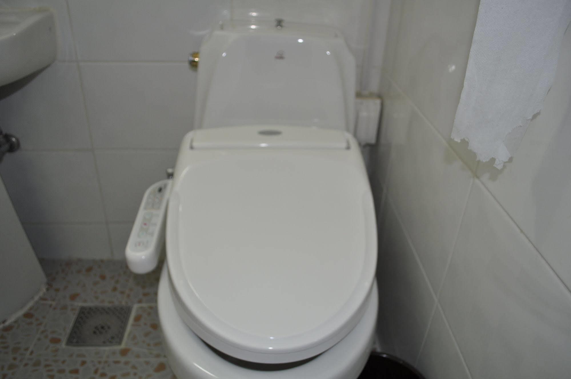 Goodstay Woosin Hotel Jeonju Εξωτερικό φωτογραφία