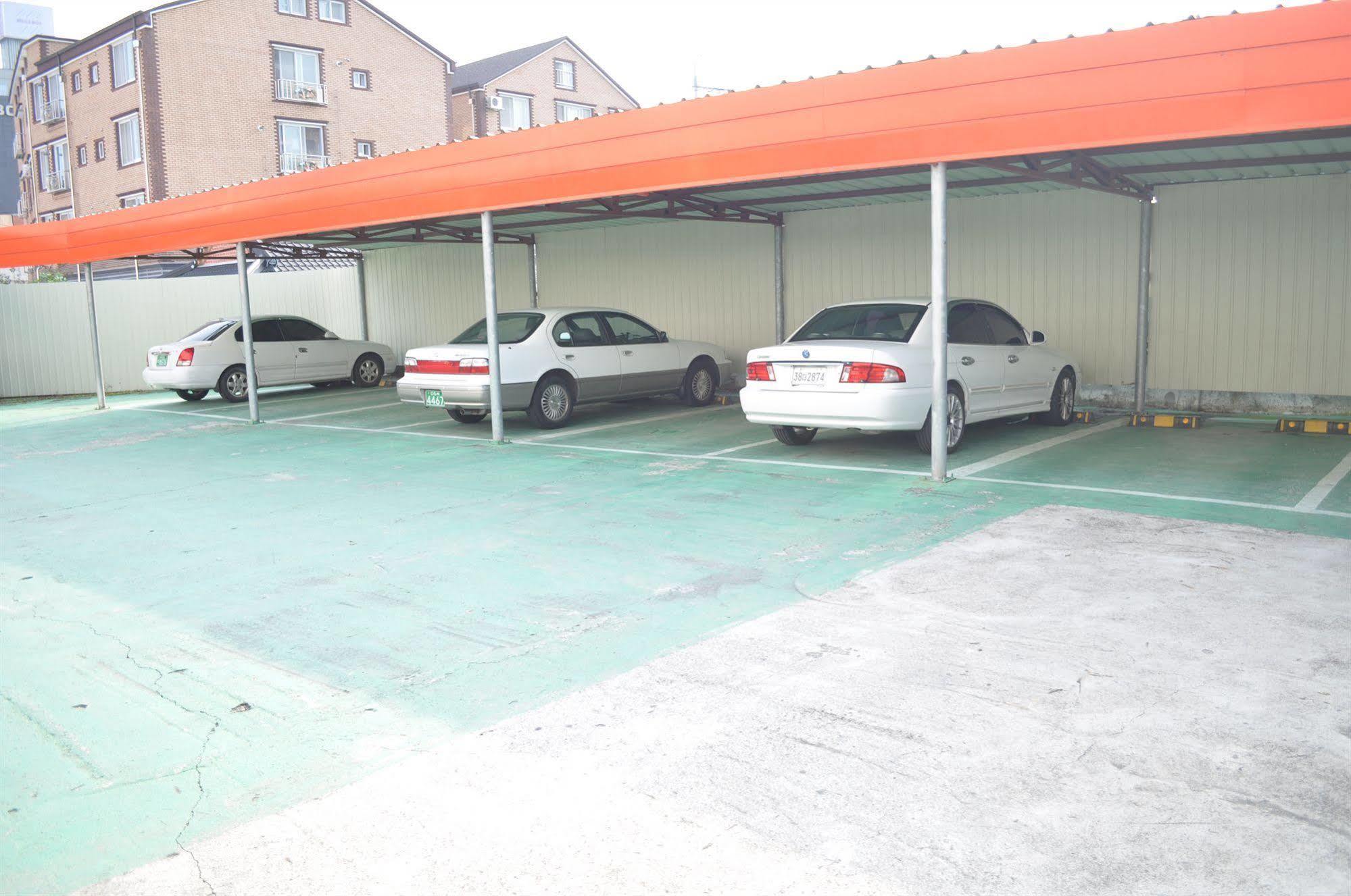 Goodstay Woosin Hotel Jeonju Εξωτερικό φωτογραφία